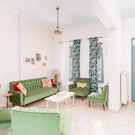 Lilian's House