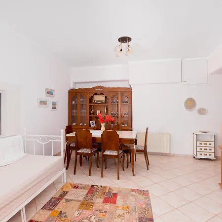 بيت للعطل Lilian's House *