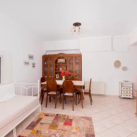 Lilian's House Tatil Evi *