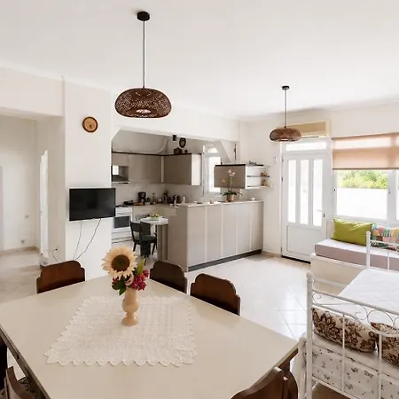 Сasa de vacaciones Lilian's House *